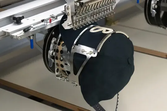 Wide Cap Frame — аксессуар для вышивальных машин Barudan